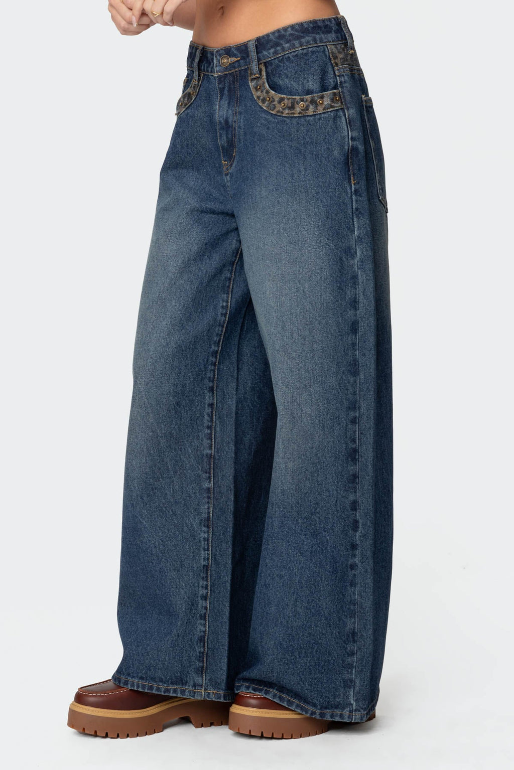 Gwen Leopard Detail Low Rise Baggy Jeans